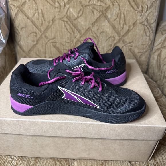 Women's Size 7 Altra Cross Trainers Altra HIIt XT Black Pink Shoes Excellent - Picture 2 of 9